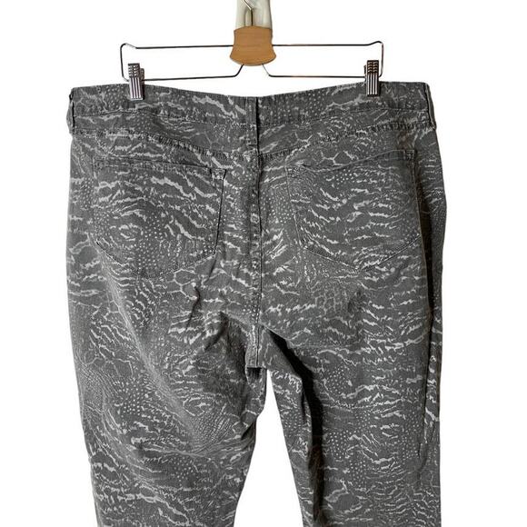 NYDJ Plus Size 22W Gray Animal Printed Stretch Denim High Waist Skinny Jeans - Picture 7 of 9